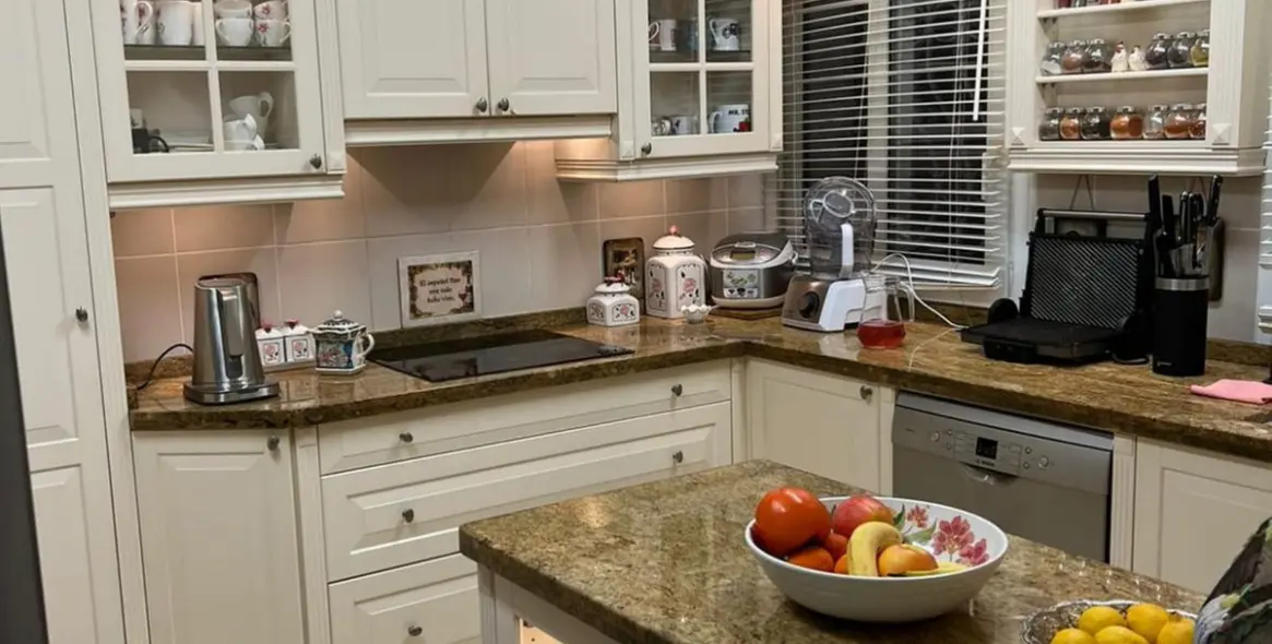 Продажа  отдельно стоящей виллы в Riviera del Sol 11