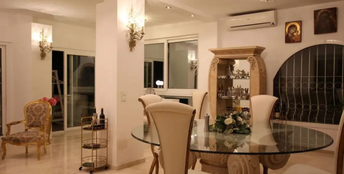 Sale of detached villa in Riviera del Sol 33