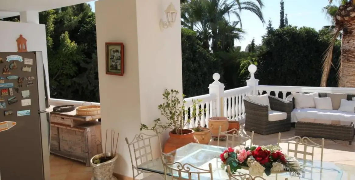 Sale of detached villa in Riviera del Sol 34