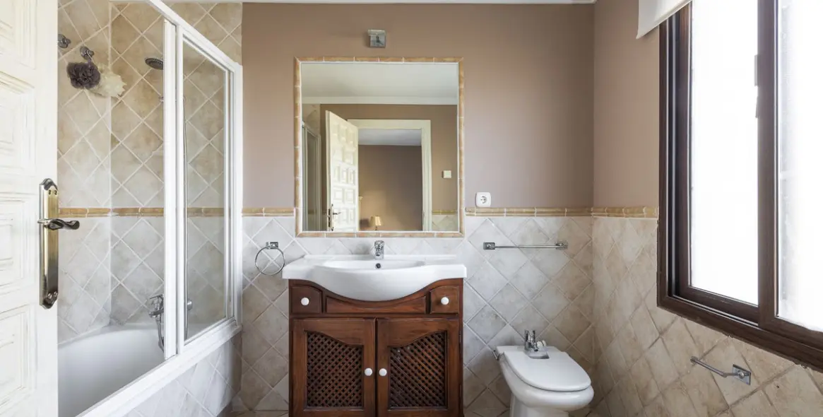 Продажа  отдельно стоящей виллы в Estepona (район El Paraiso) 13