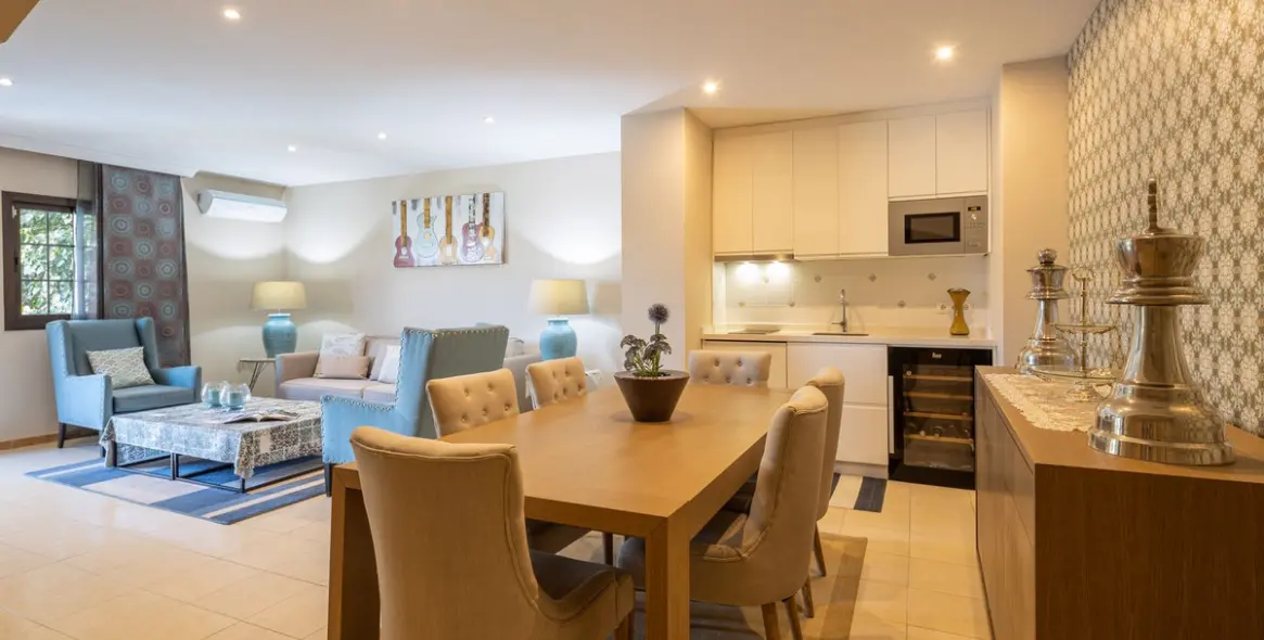 Продажа  отдельно стоящей виллы в Estepona (район El Paraiso) 15