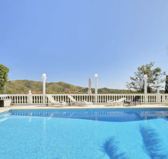 Oтдельно стоящая вилла R4949860