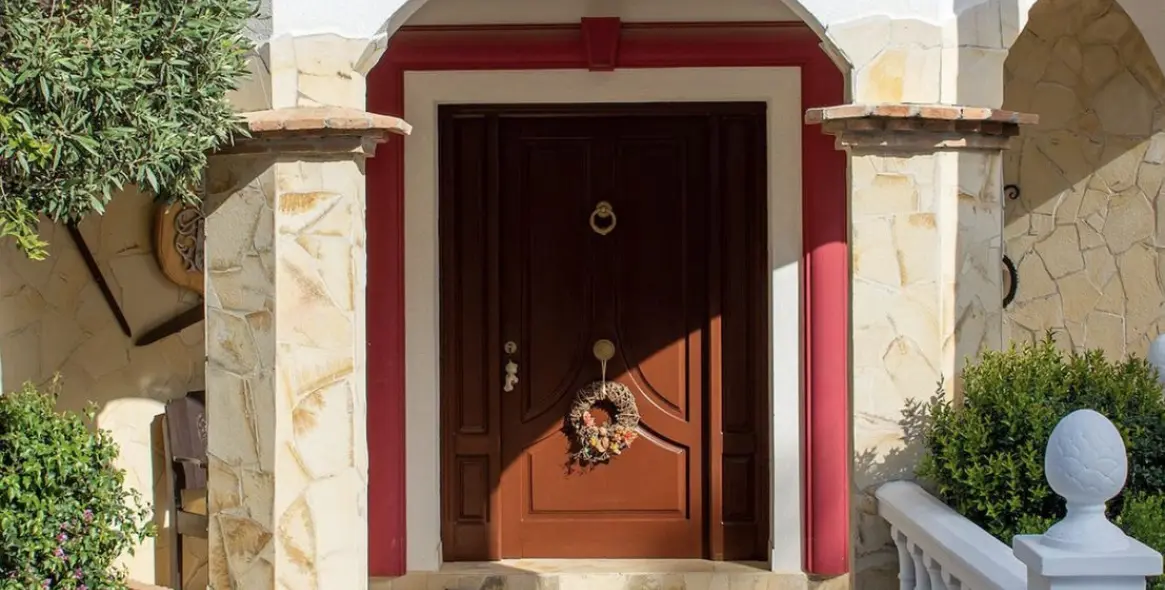 Sale of detached villa in Hacienda Las Chapas 2