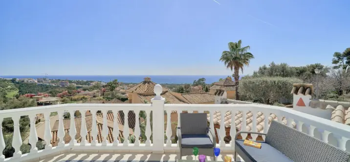 Продажа  отдельно стоящей виллы в Hacienda Las Chapas 4