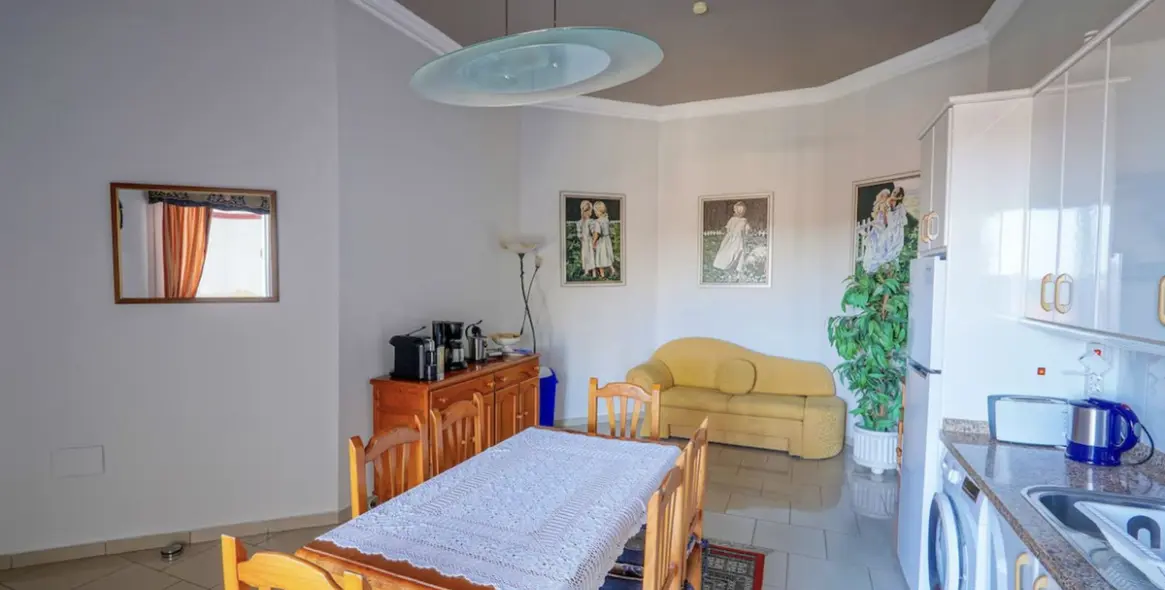 Sale of detached villa in Hacienda Las Chapas 20