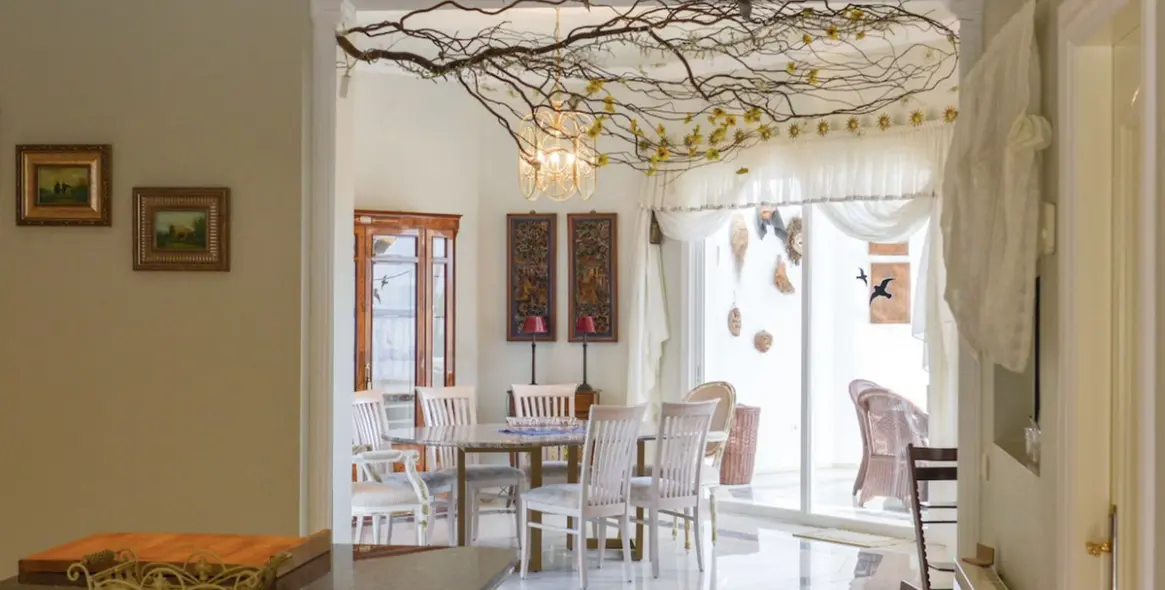 Sale of detached villa in Hacienda Las Chapas 30