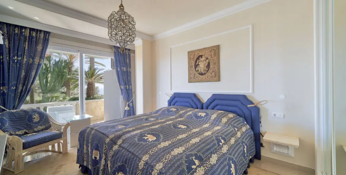 Sale of detached villa in Hacienda Las Chapas 35