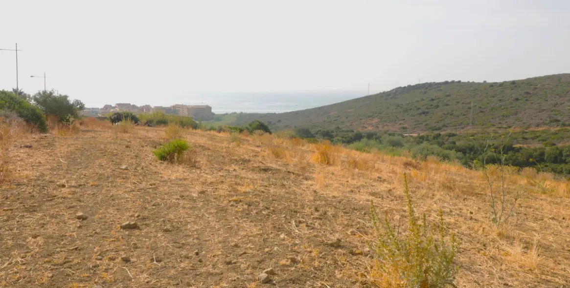 Sale of residential plot in Manilva 3