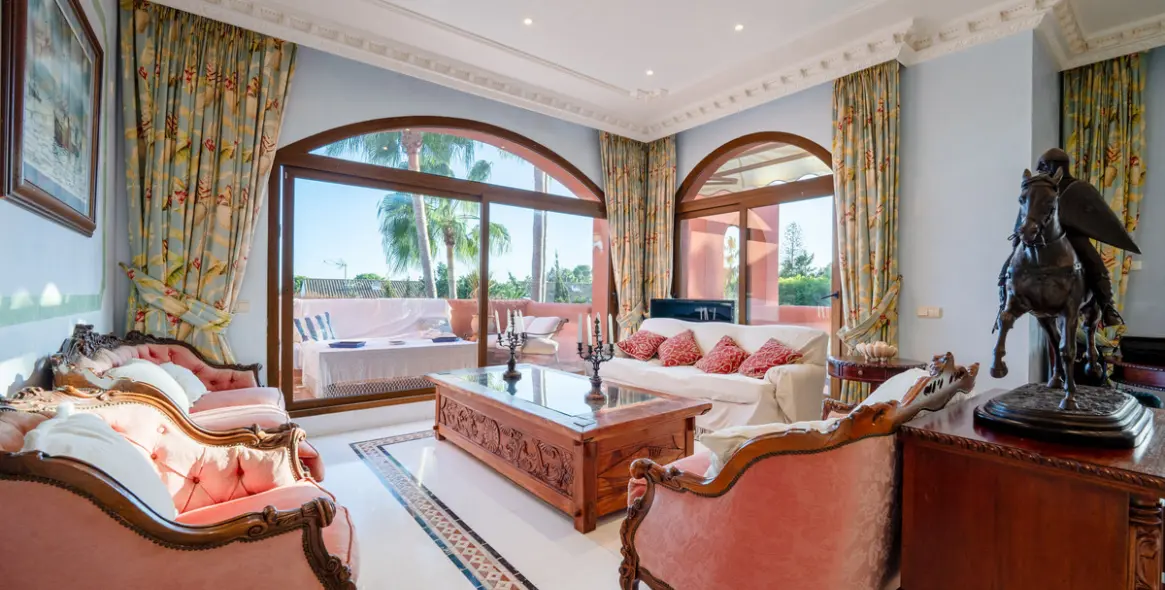 Продажа двухуровневого пентхауса в Guadalmina Baja 5