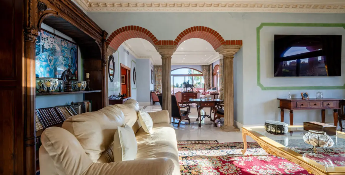 Продажа двухуровневого пентхауса в Guadalmina Baja 19