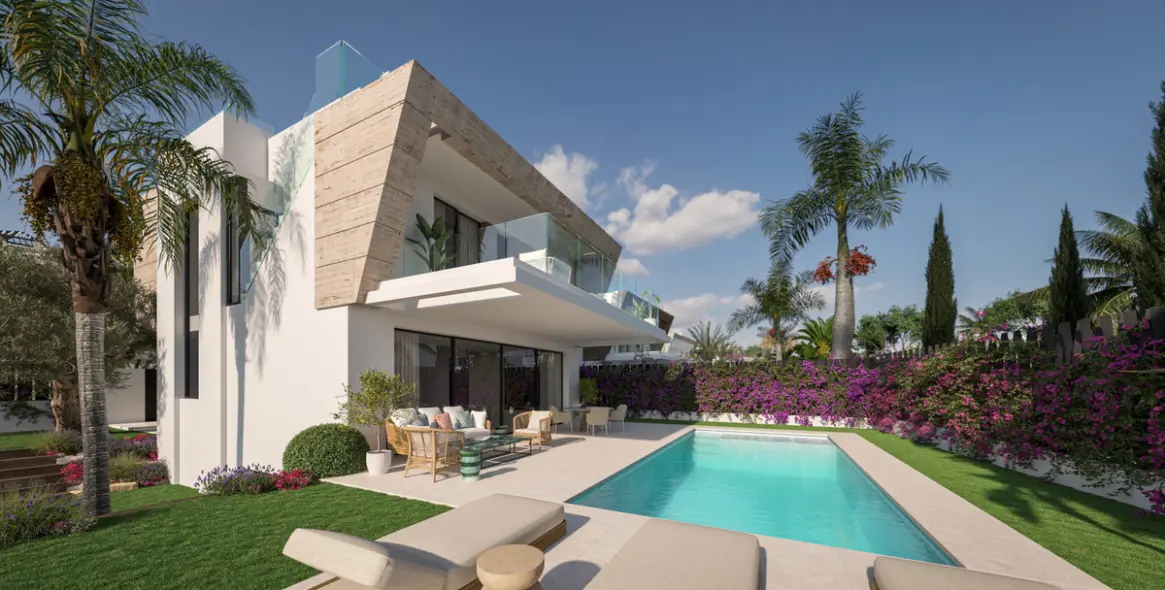 Продажа  отдельно стоящей виллы в Estepona 11