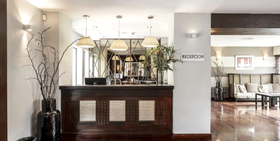 Продажа  отдельно стоящей виллы в Estepona 22