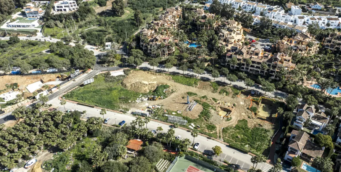 Продажа  отдельно стоящей виллы в Estepona 32