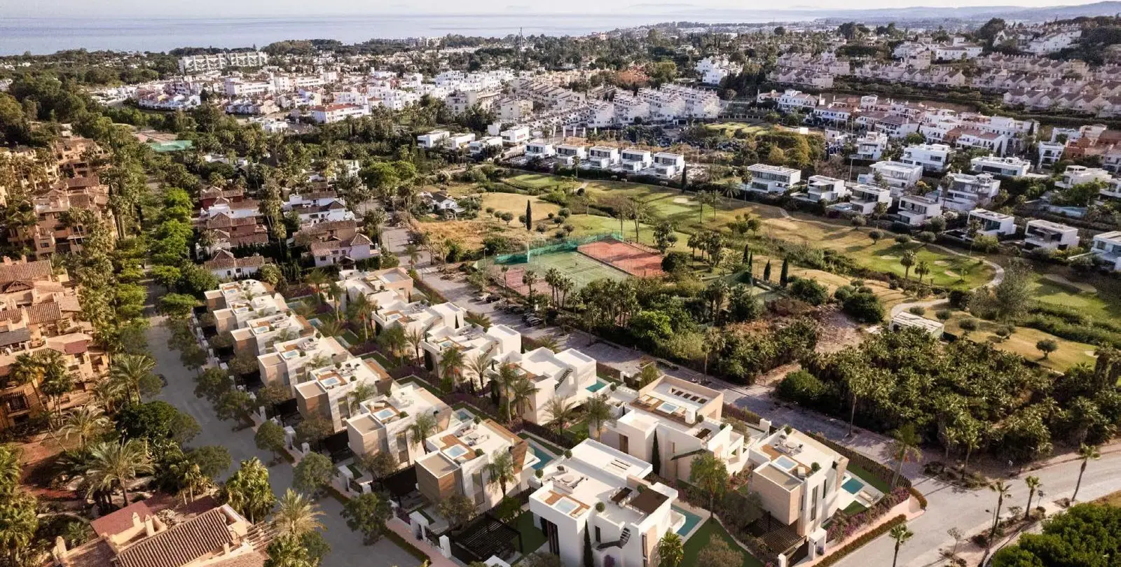 Venta de villa independiente en Estepona 1
