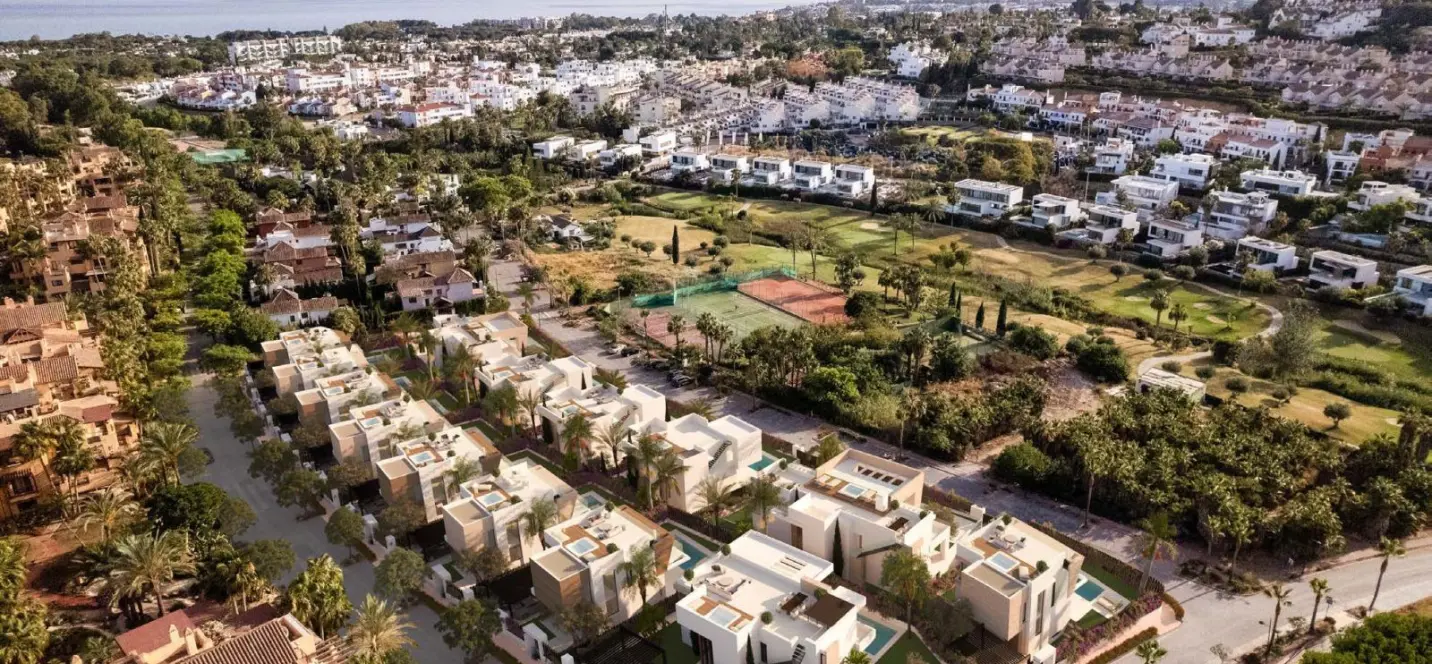 Venta de villa independiente en Estepona 0