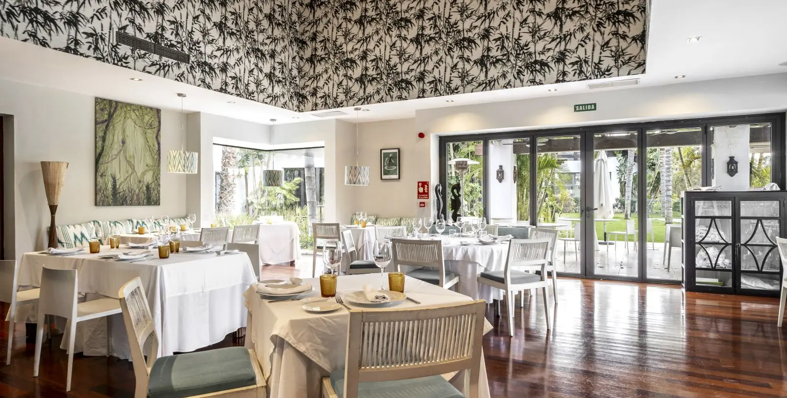 Venta de villa independiente en Estepona 23