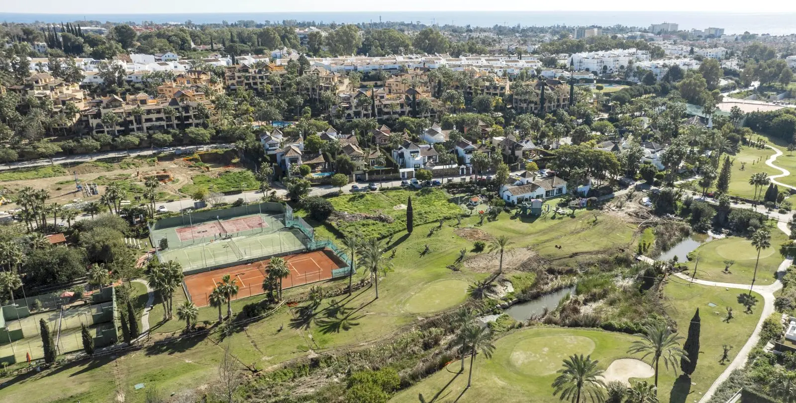 Venta de villa independiente en Estepona 41