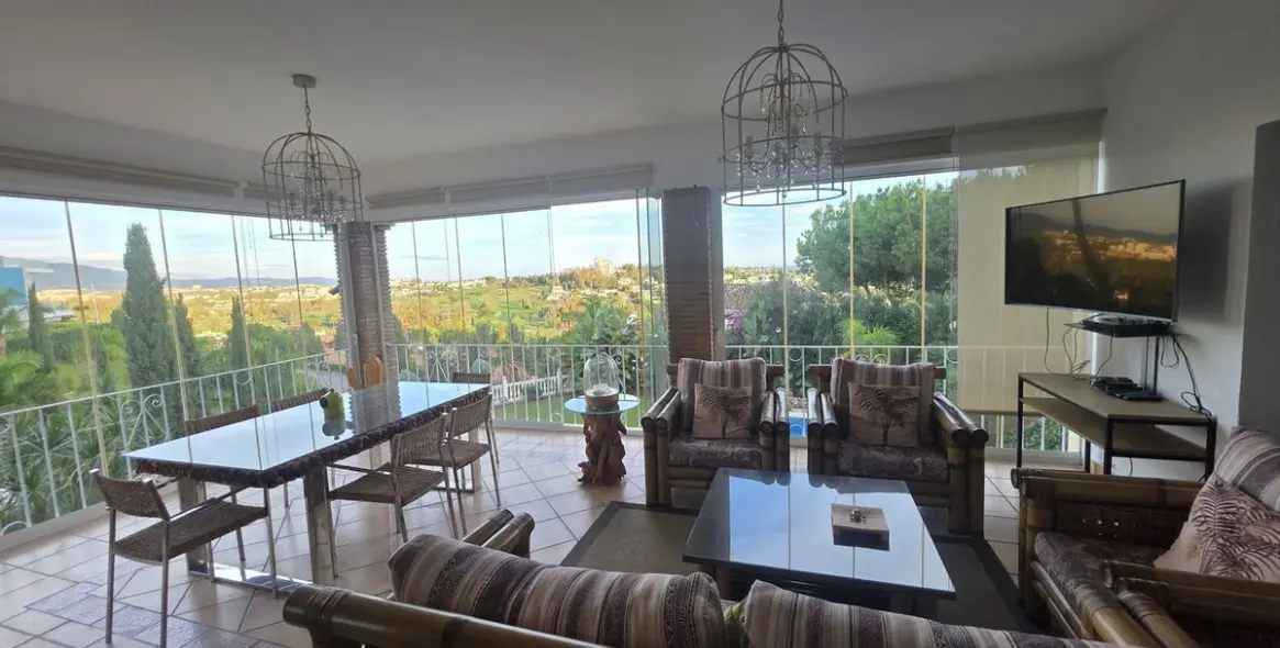 Продажа  отдельно стоящей виллы в Estepona (район El Paraiso) 14