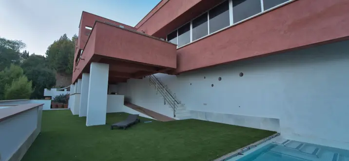 Oтдельно стоящая вилла R5173825 2