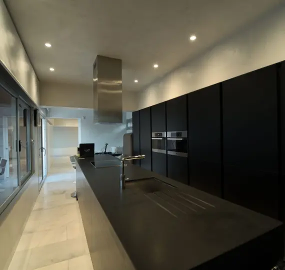 Oтдельно стоящая вилла R5173825