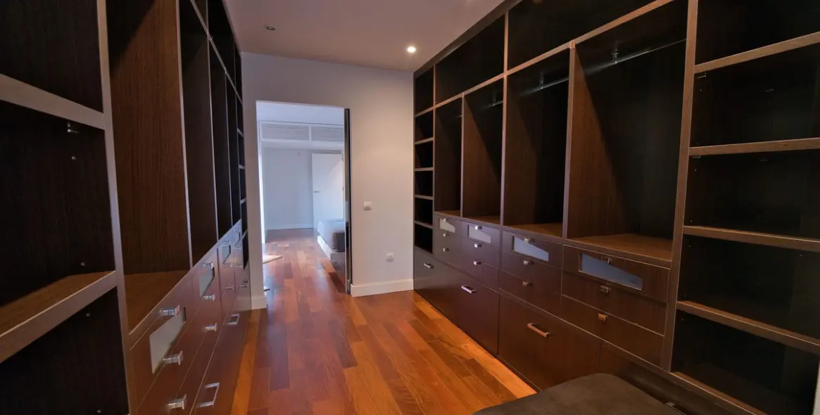 Продажа  отдельно стоящей виллы в Malaga (район Teatinos) 14