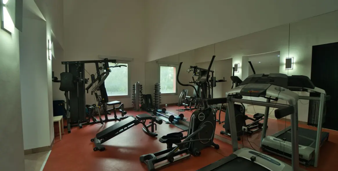 Продажа  отдельно стоящей виллы в Malaga (район Teatinos) 20