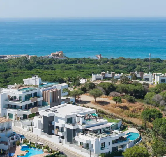 Sale of middle floor apartment in Cabopino