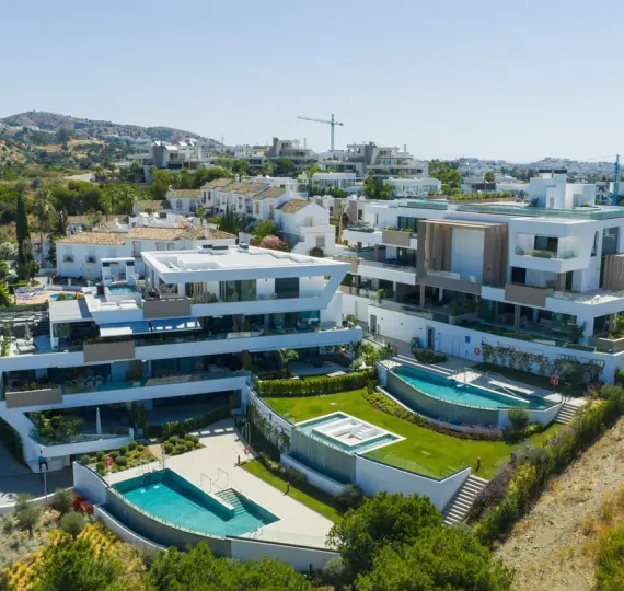 Sale of middle floor apartment in Cabopino