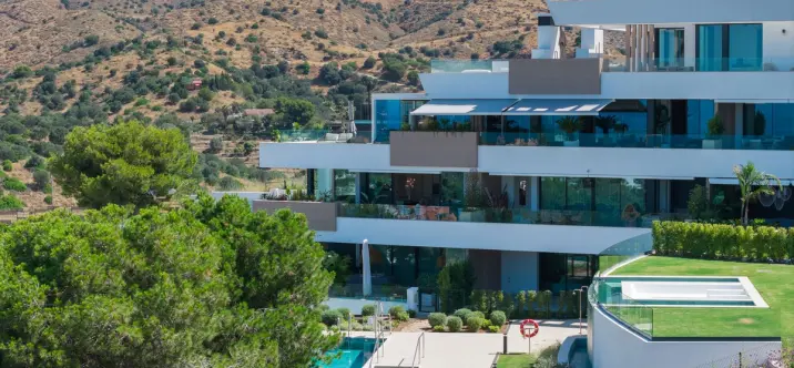 Sale of middle floor apartment in Cabopino 3