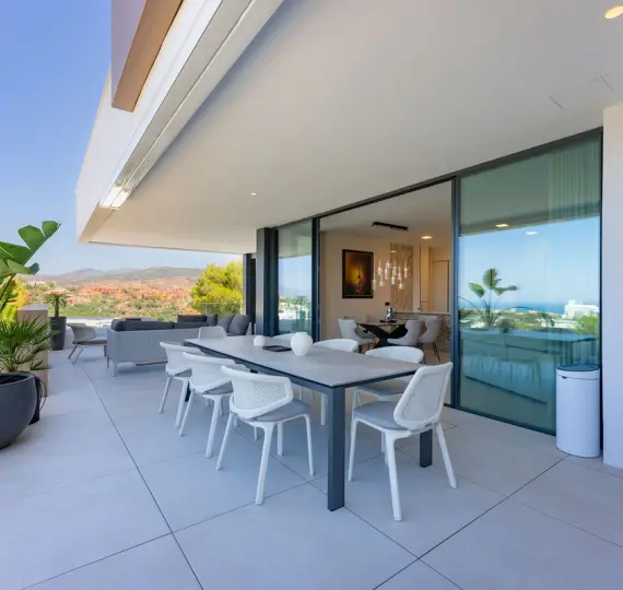 Sale of middle floor apartment in Cabopino