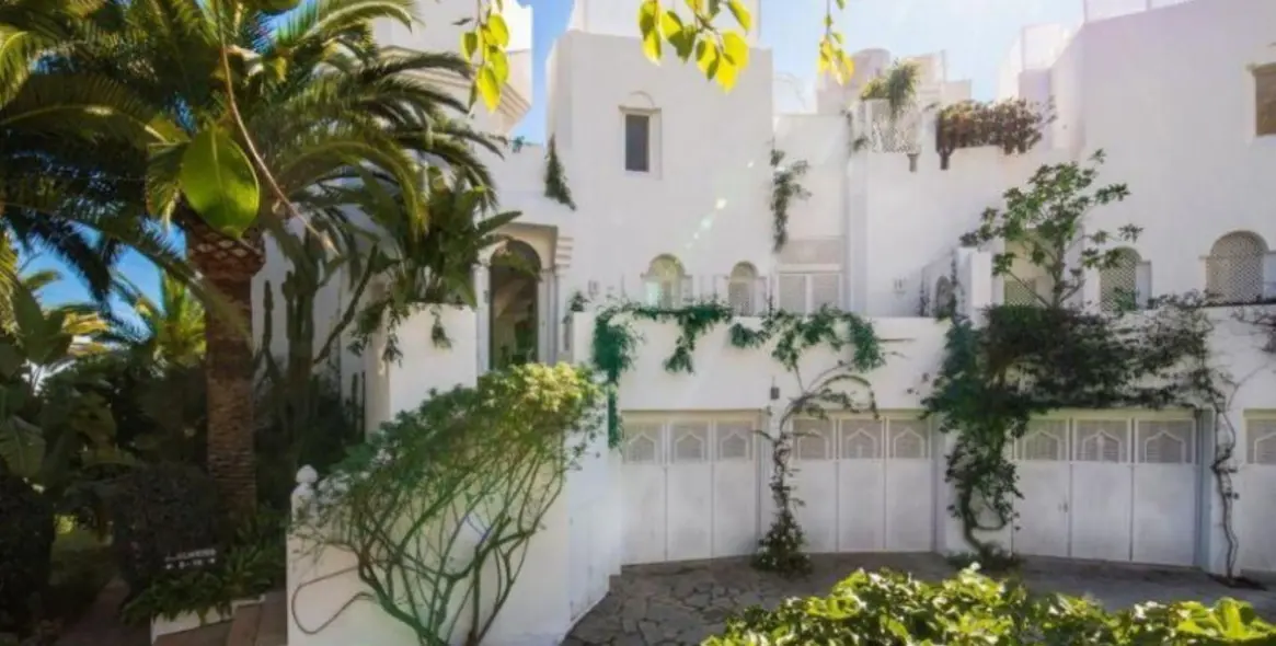 Продажа двухуровневого пентхауса в Marbella 13