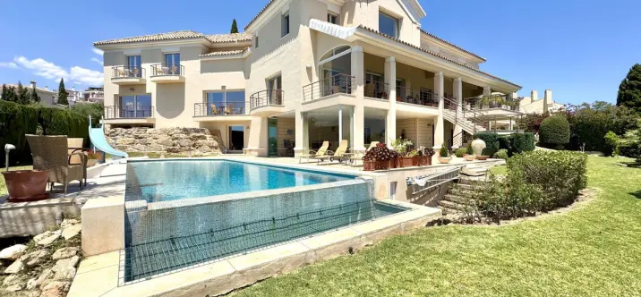 Venta de villa independiente en Mijas Golf 0