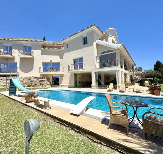 Venta de villa independiente en Mijas Golf