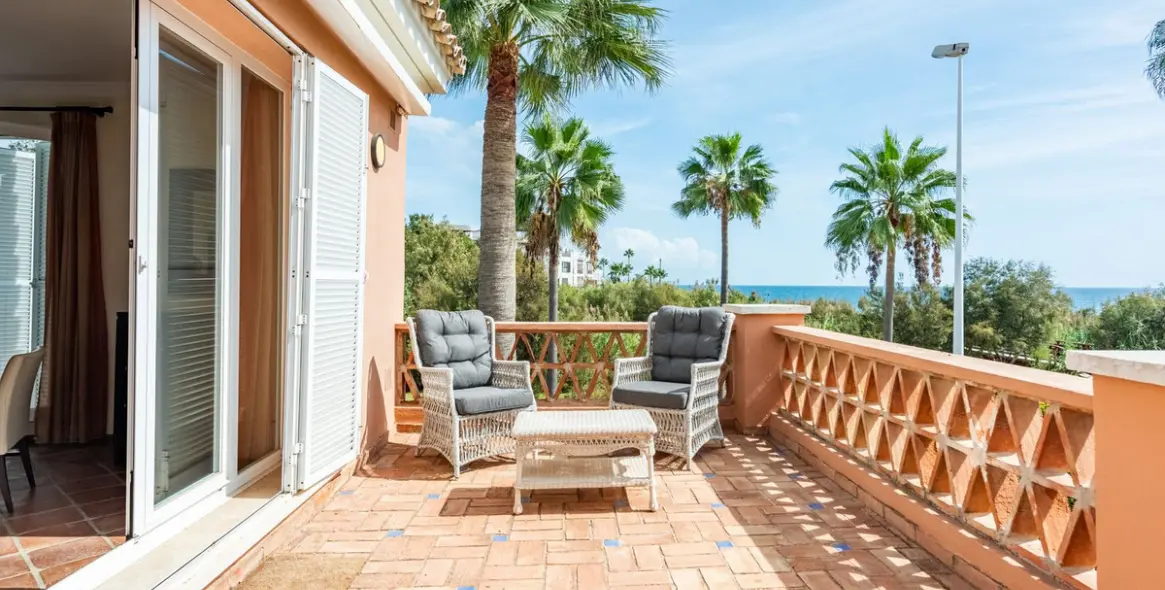 Sale of detached villa in Casares Playa 26