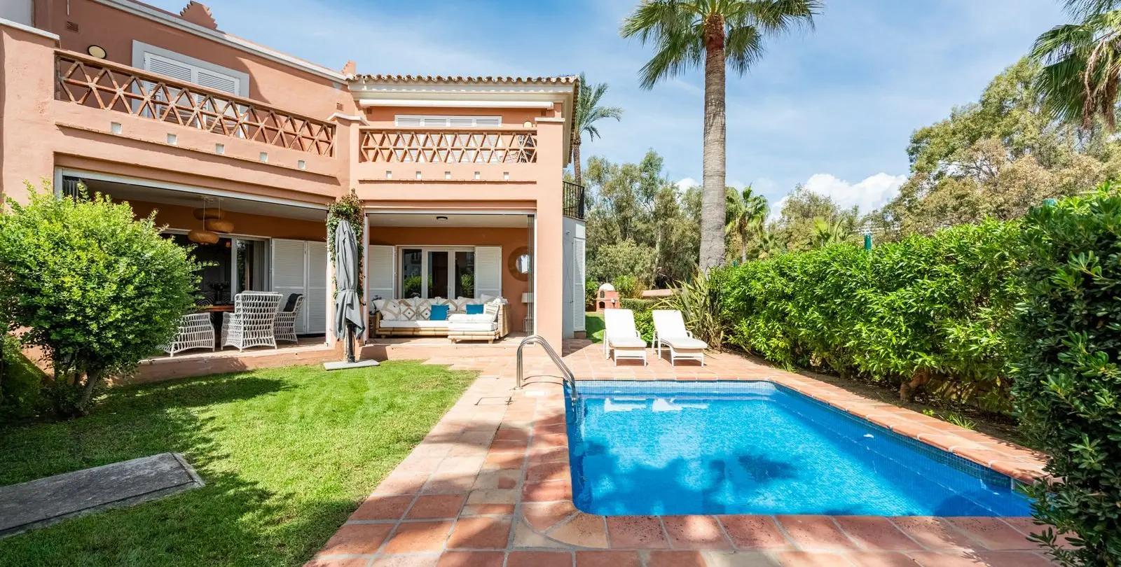 Venta de villa independiente en Casares Playa 1