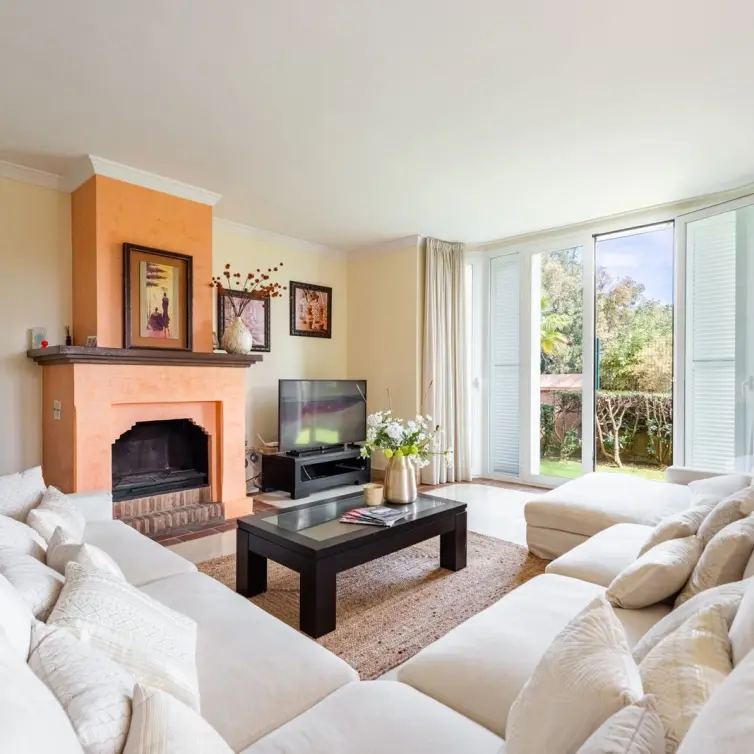 Sale of detached villa in Casares Playa