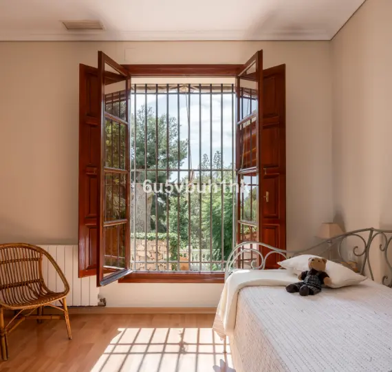 Oтдельно стоящая вилла R4853425