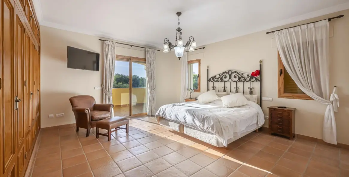 Продажа  отдельно стоящей виллы в La Quinta 14