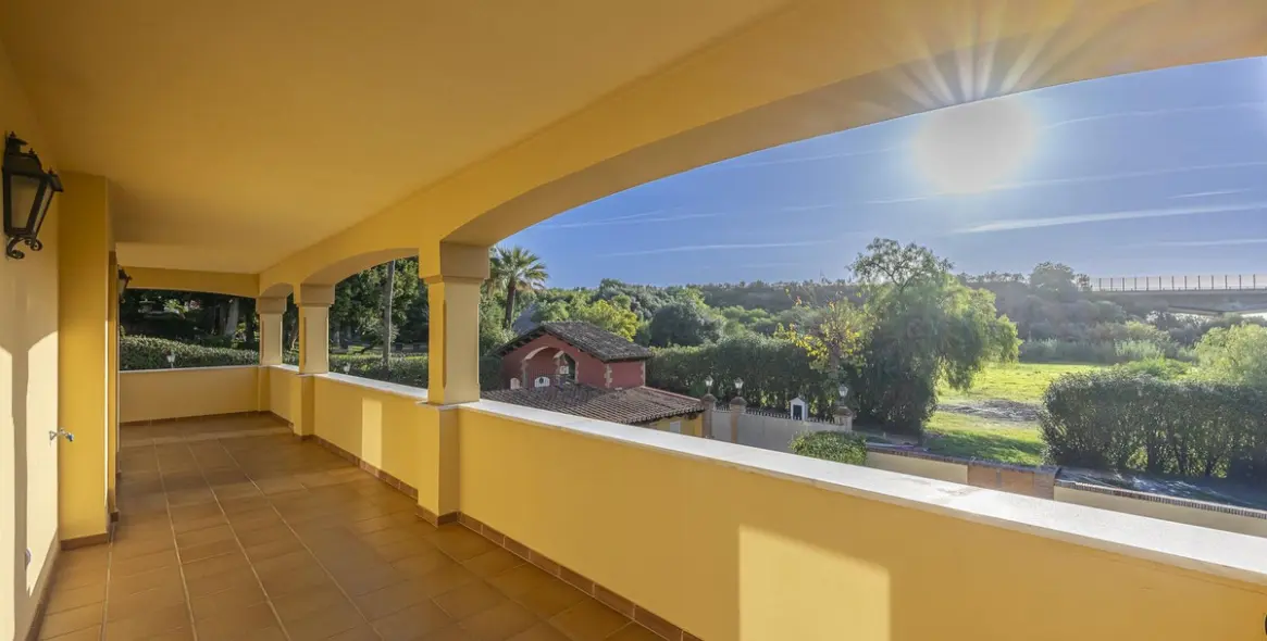 Продажа  отдельно стоящей виллы в La Quinta 16