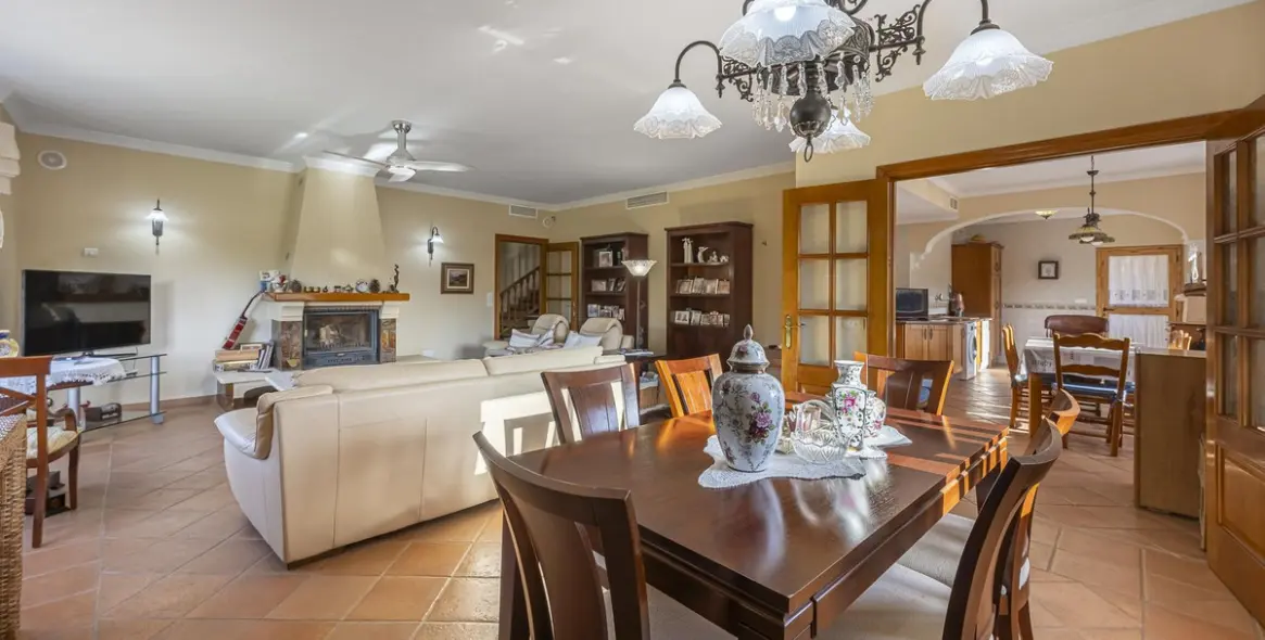 Venta de villa independiente en La Quinta 35