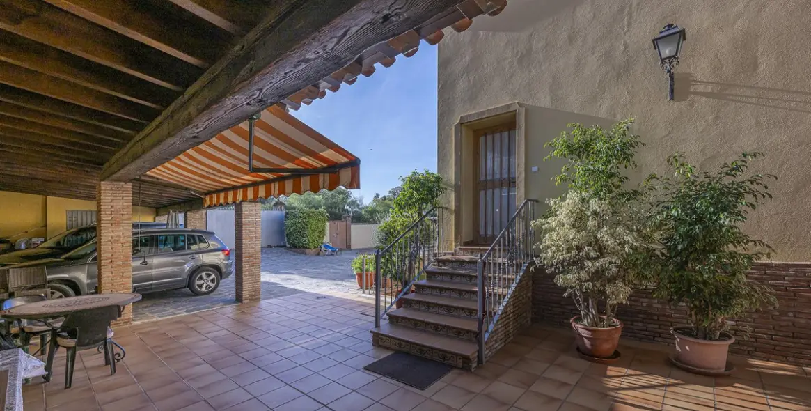 Venta de villa independiente en La Quinta 48