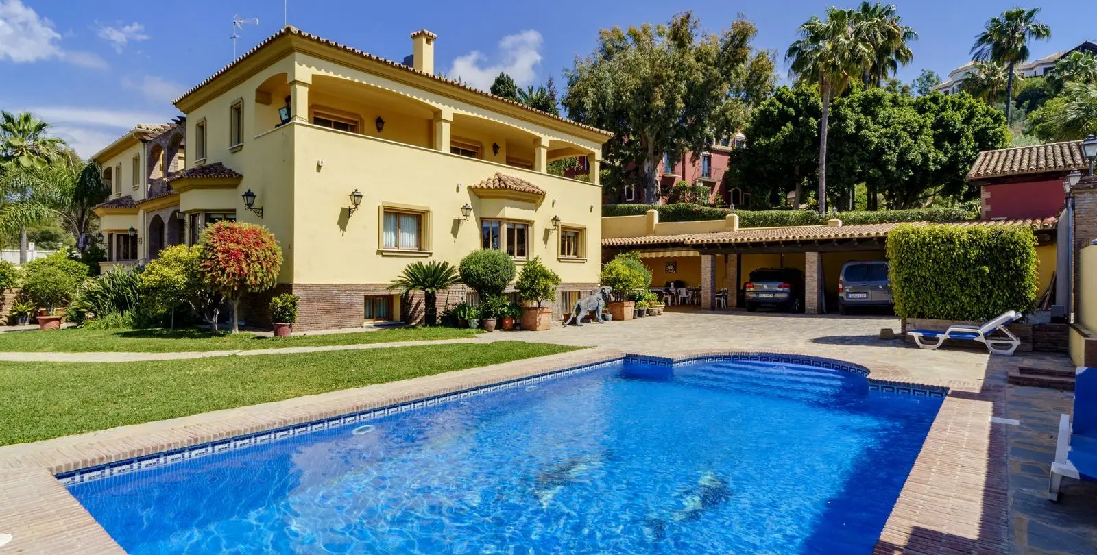 Venta de villa independiente en La Quinta 1