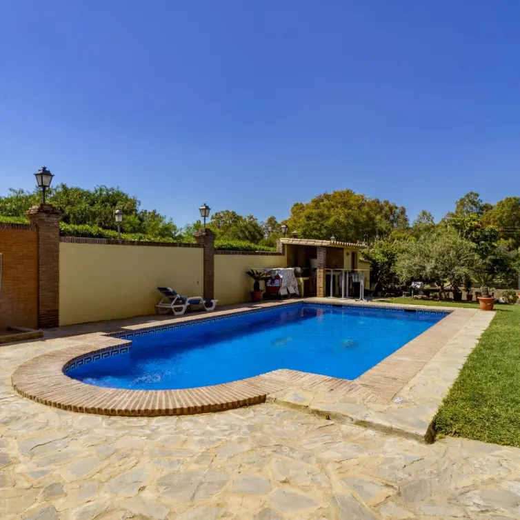 Venta de villa independiente en La Quinta
