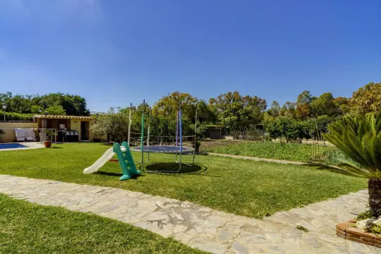 Image 6 thumb