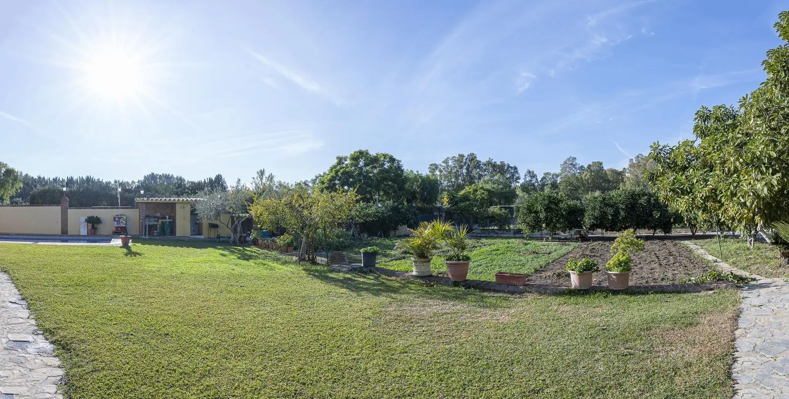 Venta de villa independiente en La Quinta 40