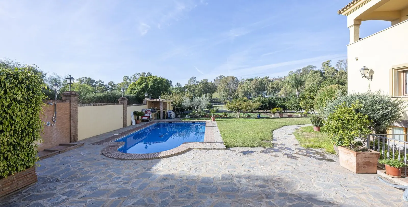 Venta de villa independiente en La Quinta 45