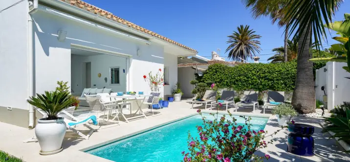 Detached villa R4783957 1