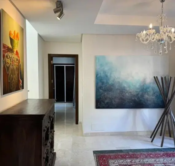 Продажа  отдельно стоящей виллы в Elviria