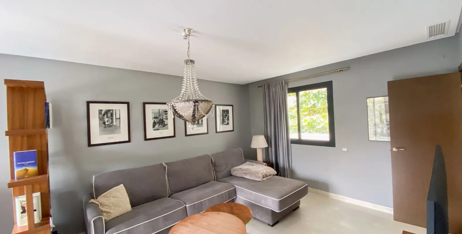 Продажа  отдельно стоящей виллы в Elviria 20