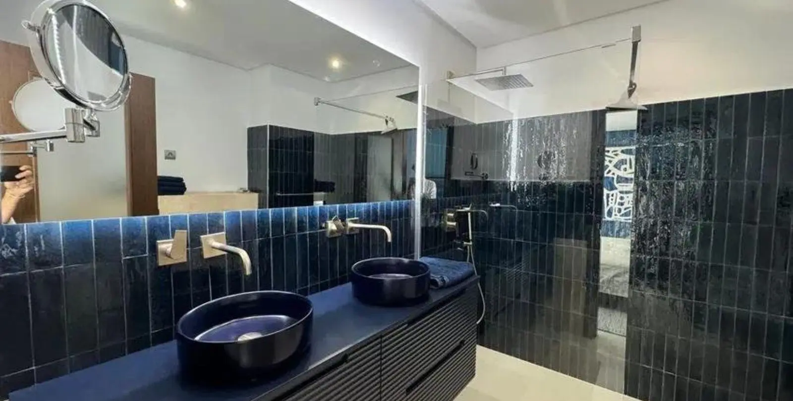 Продажа  отдельно стоящей виллы в Elviria 25